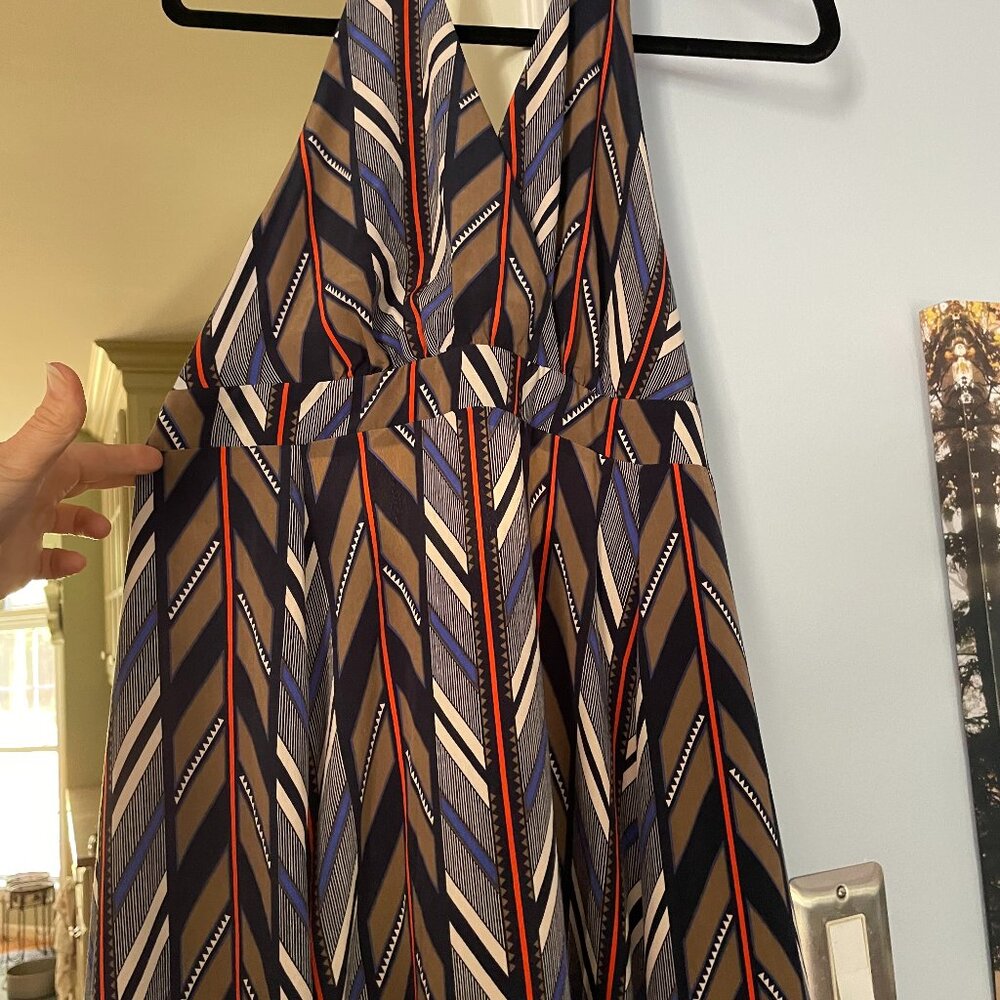 Gorgeous Jessica Simpson Brown Geometric Print Halter Maxi Dress